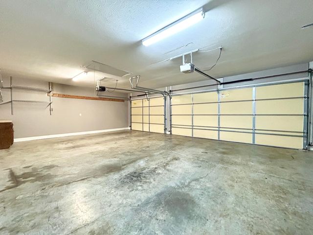 182 Lake Forest Drive, Somerset, KY 42503