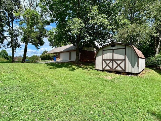 182 Lake Forest Drive, Somerset, KY 42503