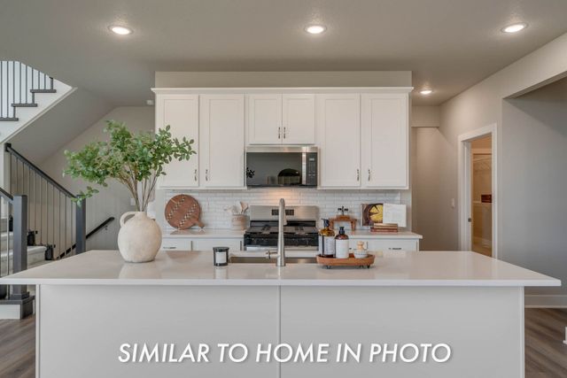 4731 179th Street, Urbandale, IA 50323