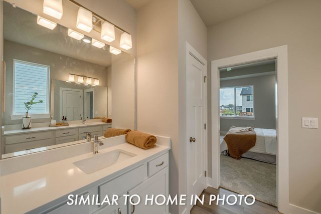 4731 179th Street, Urbandale, IA 50323