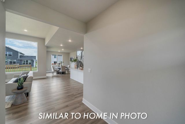 4731 179th Street, Urbandale, IA 50323