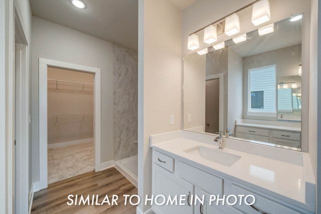 4731 179th Street, Urbandale, IA 50323