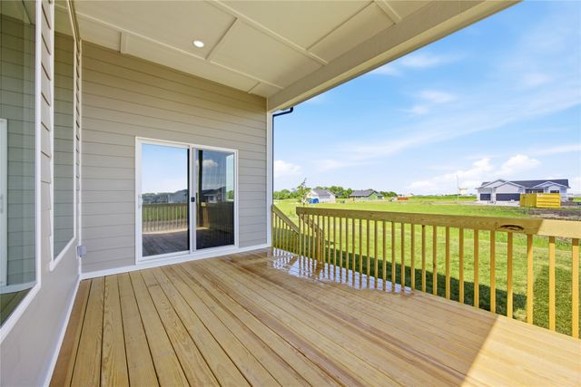 4731 179th Street, Urbandale, IA 50323