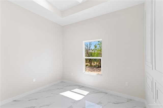 714 W Garfield Avenue, Alton, TX 78573