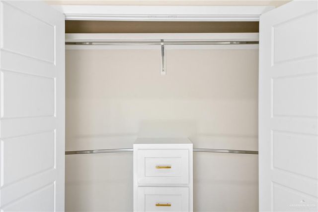 714 W Garfield Avenue, Alton, TX 78573