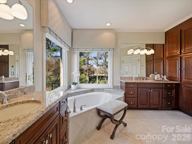 433 Landsbury Drive, Waxhaw, NC 28173