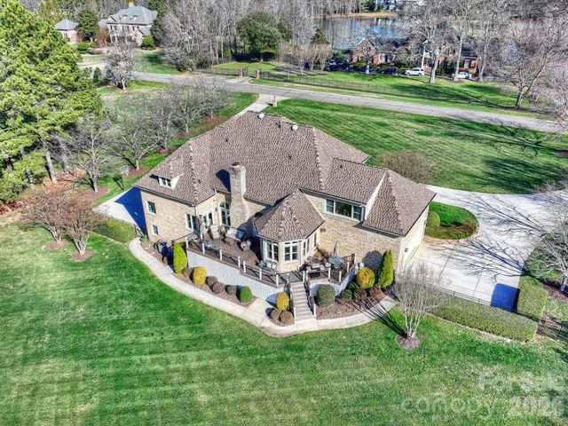 433 Landsbury Drive, Waxhaw, NC 28173