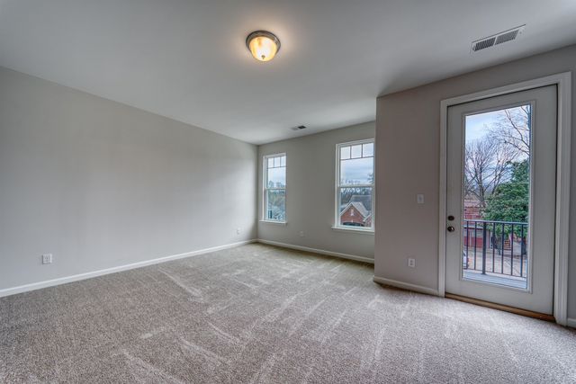 272 E WASHINGTON AVE, Covington, TN 38019