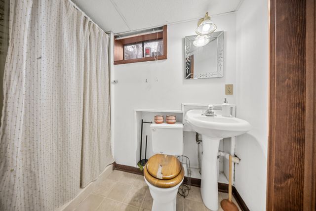 107 Fellemore Lane, Montgomery, IL 60538