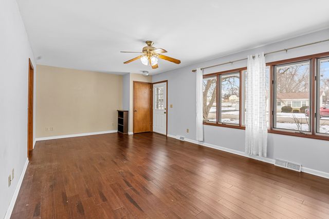 107 Fellemore Lane, Montgomery, IL 60538