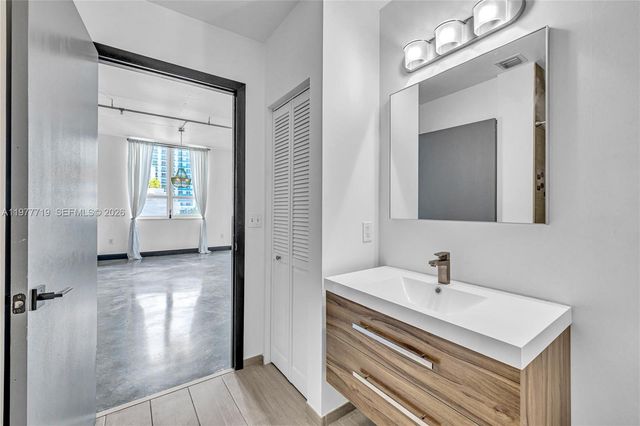 2275 Biscayne Blvd 504, Miami, FL 33137