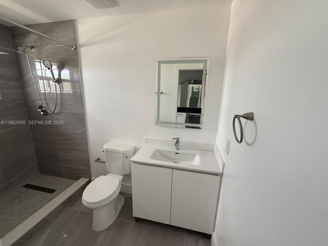 948 E 47th St 2nd Floor, Hialeah, FL 33013