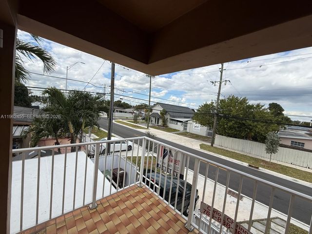 948 E 47th St 2nd Floor, Hialeah, FL 33013