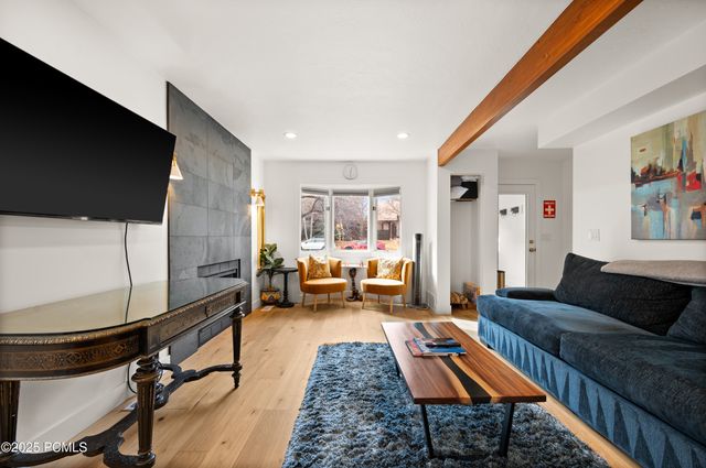 1492 Meadow Loop Road, Park City, UT 84098