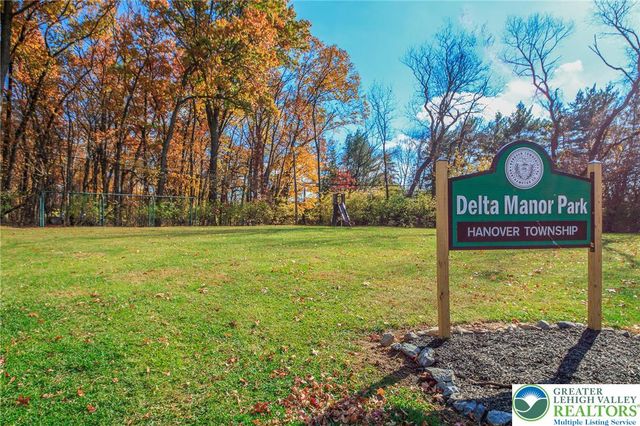 3225 Harmor Lane, Hanover Twp, PA 18017