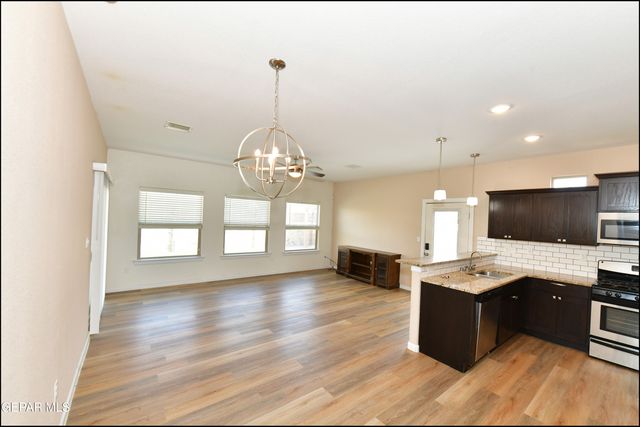 6400 HARAPON Street, El Paso, TX 79932