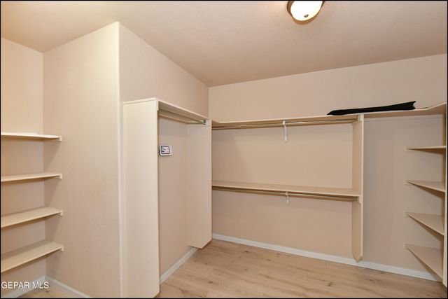 6400 HARAPON Street, El Paso, TX 79932