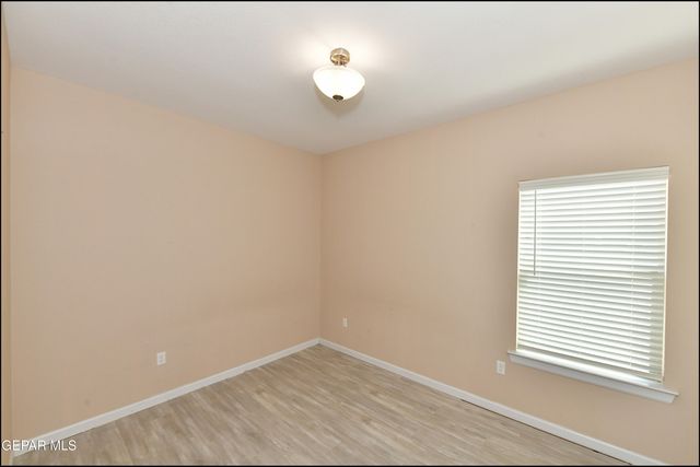 6400 HARAPON Street, El Paso, TX 79932