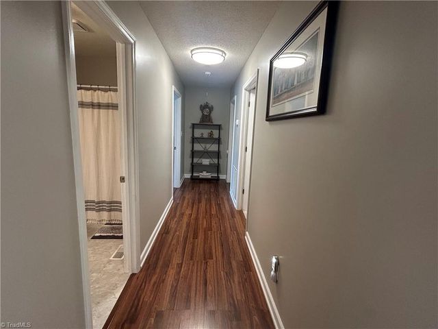 186 Crestview Drive, Mocksville, NC 27028