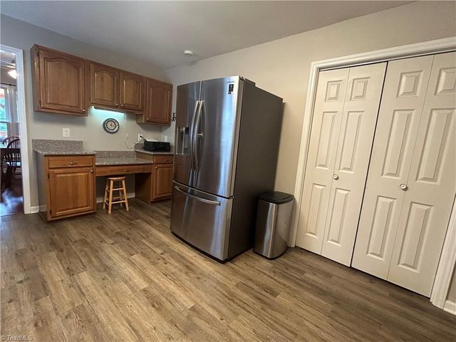 186 Crestview Drive, Mocksville, NC 27028