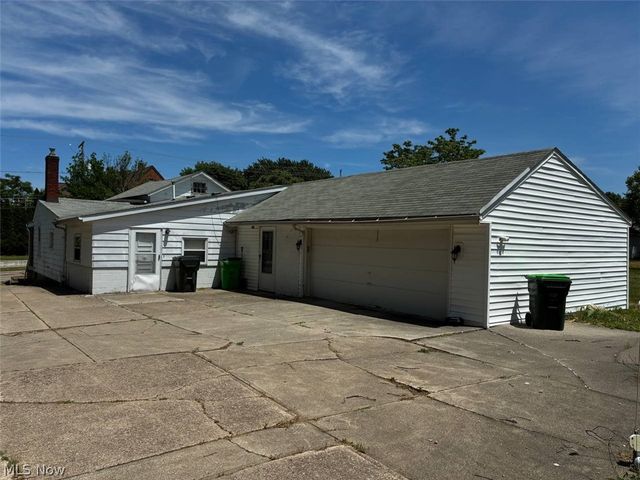 1440 Rockefeller Road, Wickliffe, OH 44092