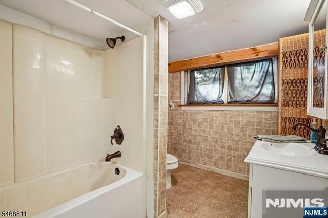9 Ridgeview Court, Hardyston, NJ 07460