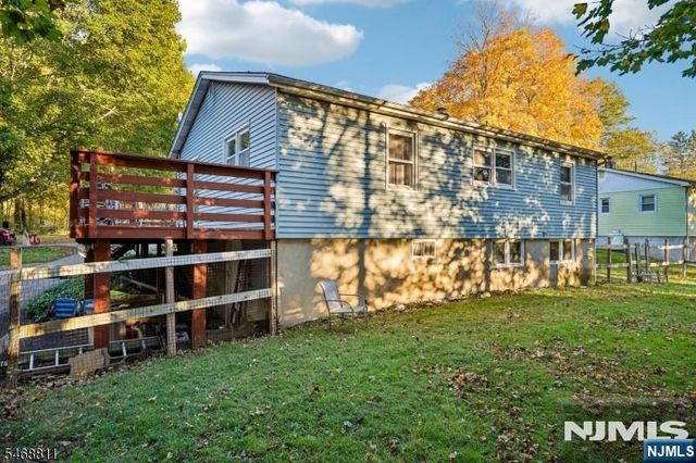 9 Ridgeview Court, Hardyston, NJ 07460