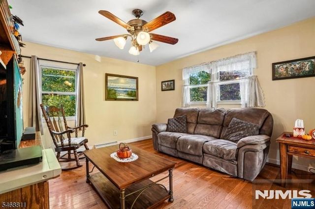 9 Ridgeview Court, Hardyston, NJ 07460