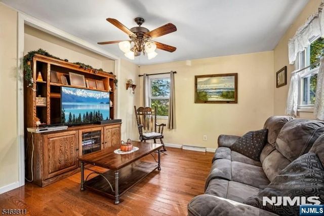 9 Ridgeview Court, Hardyston, NJ 07460
