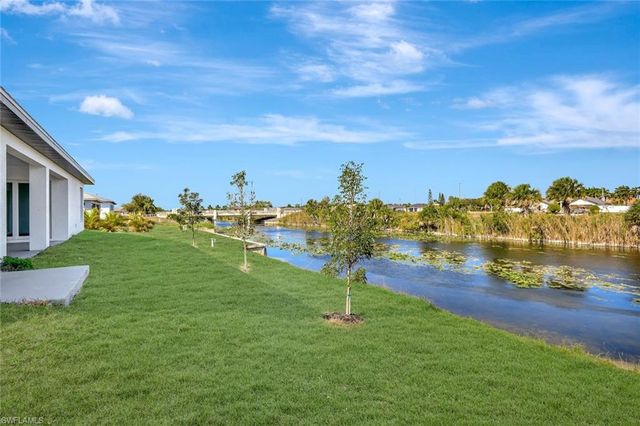 1729 NE 23rd ST, Cape Coral, FL 33909