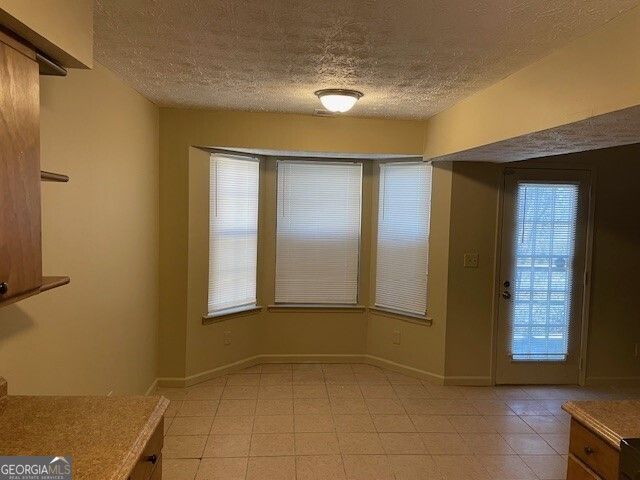 333 River Brook Trail, Riverdale, GA 30274