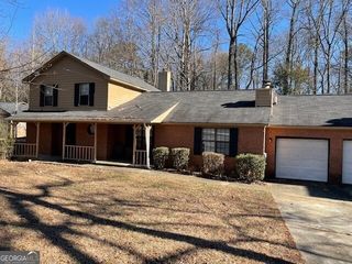 333 River Brook Trail, Riverdale, GA 30274