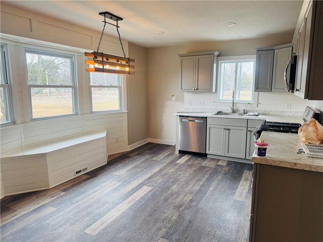 7516 S Arnett Road, Grain Valley, MO 64029