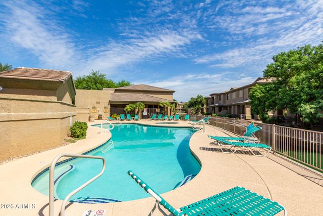 705 W QUEEN CREEK Road 1073, Chandler, AZ 85248