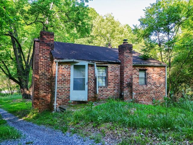 7320 Merriman RD, Boones Mill, VA 24065