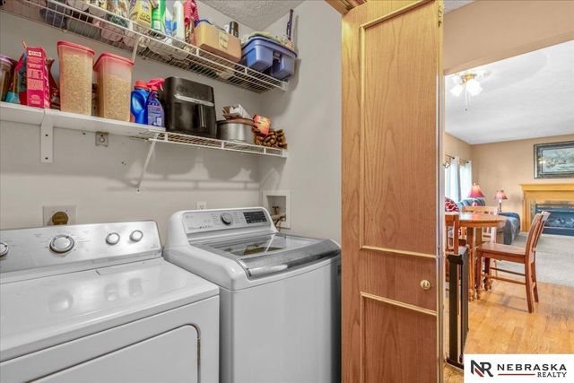 14948 H Street, Omaha, NE 68137