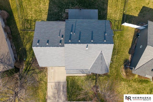 14948 H Street, Omaha, NE 68137