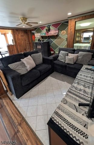 534 Paterson Hamburg Tpke, West Milford Twp., NJ 07480