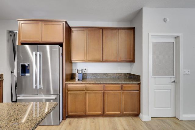 848 Calico Dr, Rocklin, CA 95765