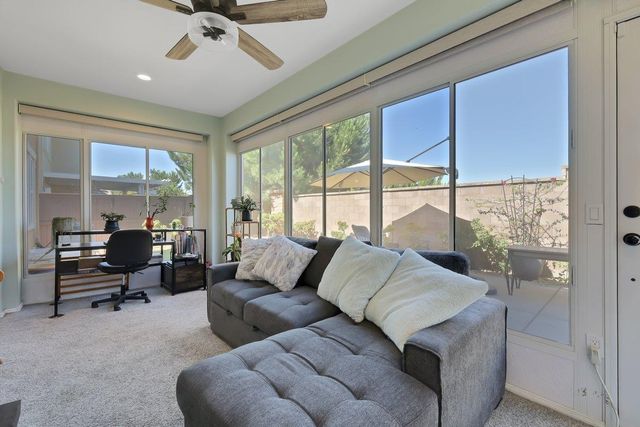 848 Calico Dr, Rocklin, CA 95765