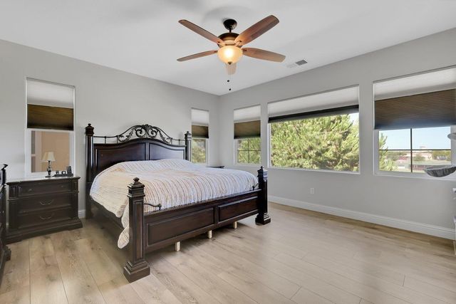 848 Calico Dr, Rocklin, CA 95765