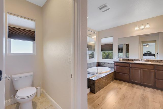 848 Calico Dr, Rocklin, CA 95765