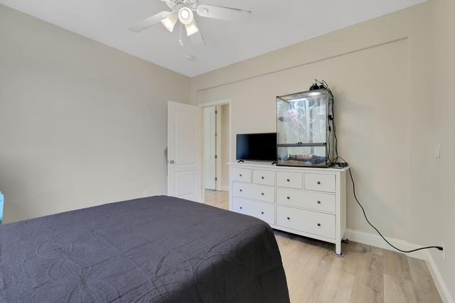 848 Calico Dr, Rocklin, CA 95765