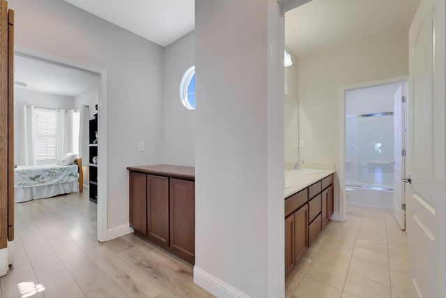 848 Calico Dr, Rocklin, CA 95765