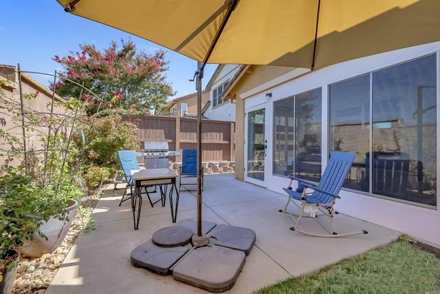 848 Calico Dr, Rocklin, CA 95765