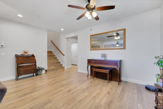 848 Calico Dr, Rocklin, CA 95765