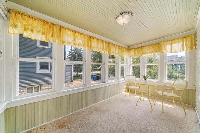 107 W 16TH AVENUE, Oshkosh, WI 54902
