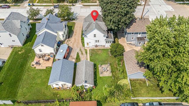 107 W 16TH AVENUE, Oshkosh, WI 54902
