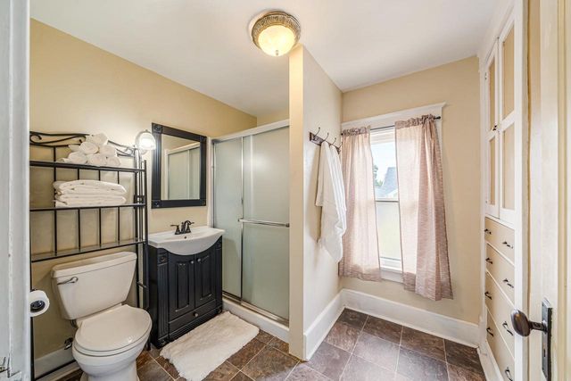 107 W 16TH AVENUE, Oshkosh, WI 54902