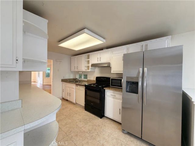408 8th Street, Huntington Beach, CA 92648